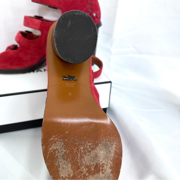 Coach Suede Buckle Booties Rivets Leather lining Padded Insole Round Heel sz 6 - Picture 9 of 10